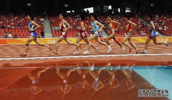 十五运会田径测试赛收官“亚洲女飞人”梁小静点赞全新奥体中心